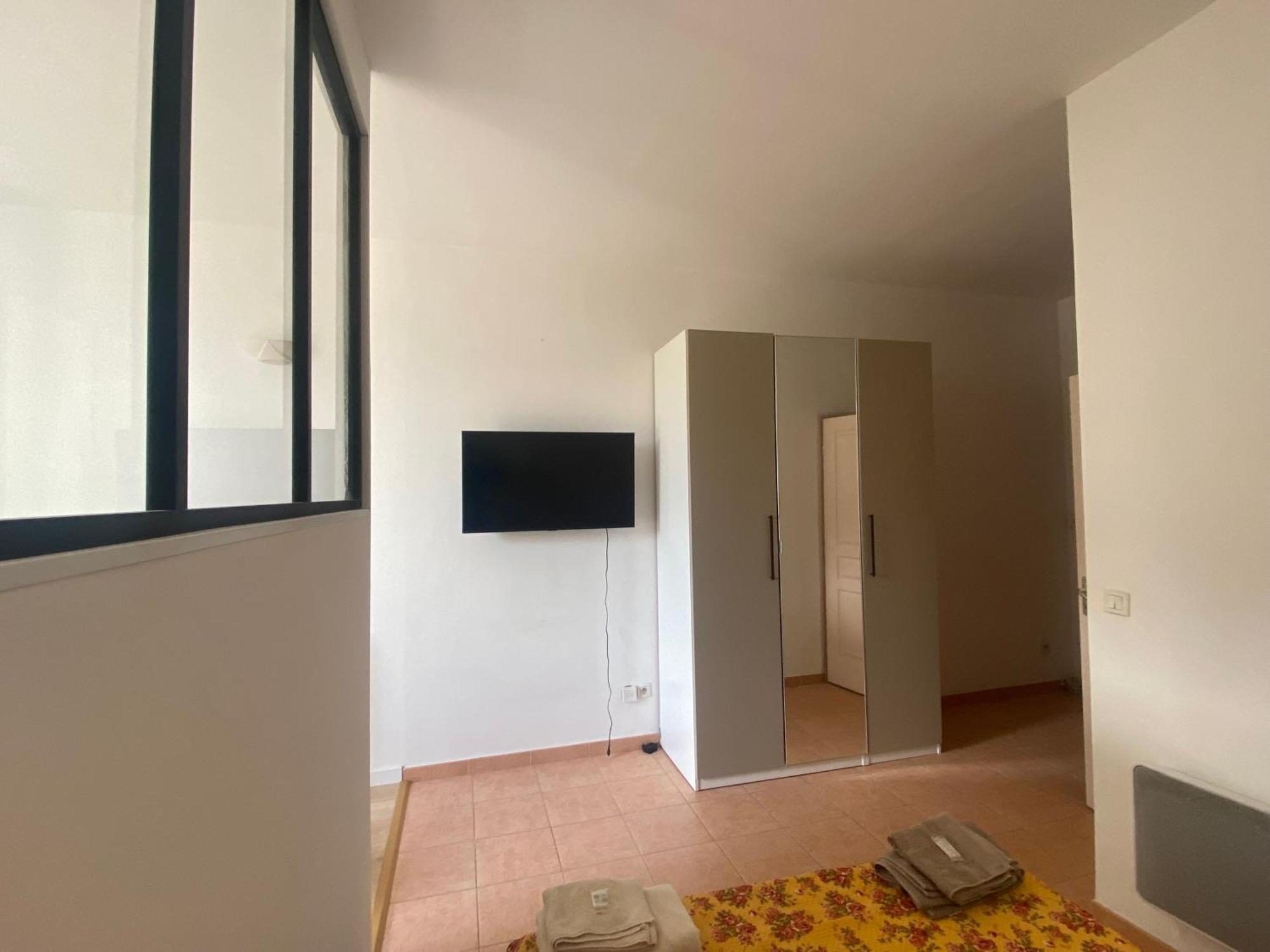 Joli En Centre-ville Corte (Corsica)